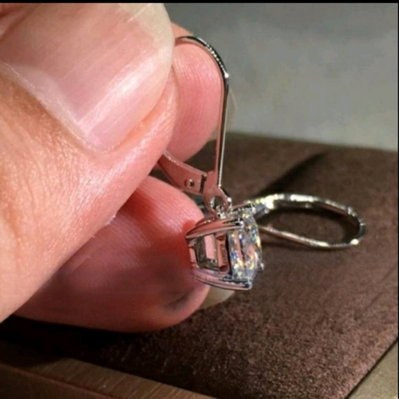 NEW 2ct Princess Cut Solitaire  Diamond Earrings - Picture 3 of 5